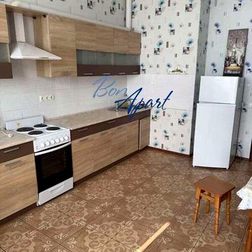 Юрія Поправки вул. (Миколи Лебедєва), 4/39-А