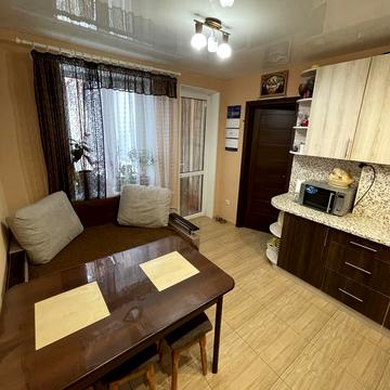 Кармелюка вул., 11/1