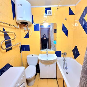 Князя Володимира Великого вул. (Плеханова), 13