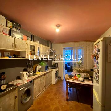 Урлівська вул., 4