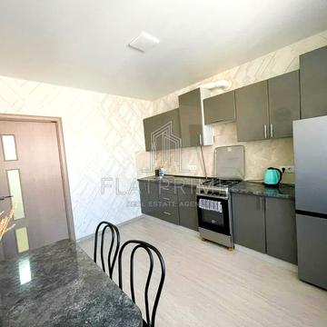 Лесі Українки бульв., 18-Б