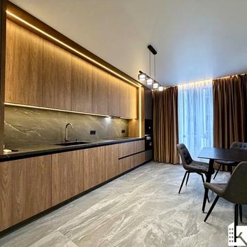 Романа Левицького вул., (Будинок 2)