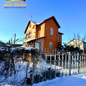 Прибрежна, 18