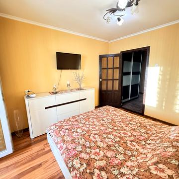 Козацька вул., 7