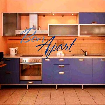 Лесі Українки бульв., 7-Б