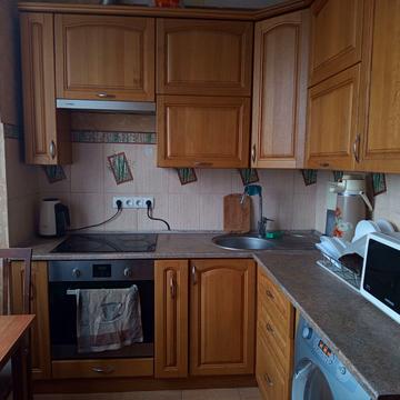 Разумовська вул., 27