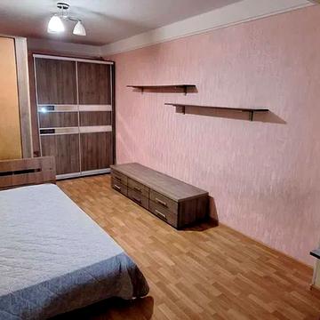 Оболонський просп., 43