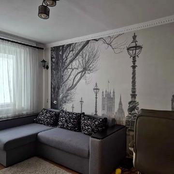 Богдана-Ігора Антонича вул., 5