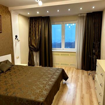 Білицька вул., 18