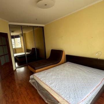 Княжий Затон вул., 2/30