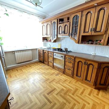 Сонячна вул.