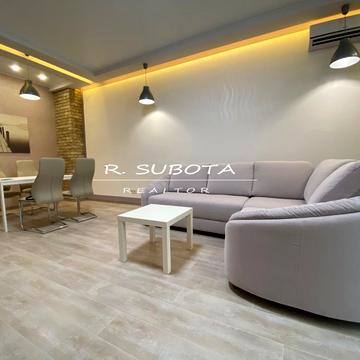 Сімферопольська вул., 2-Н