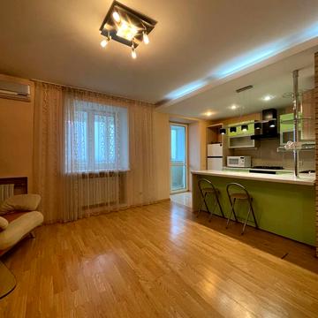 Кавалерійська вул., 9