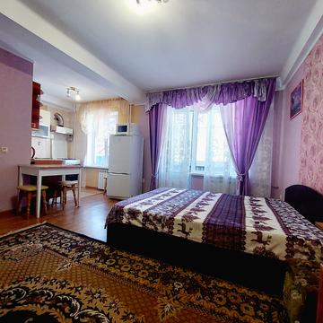 Щусєва вул., 8