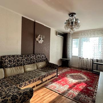 Академіка Корольова вул., 98