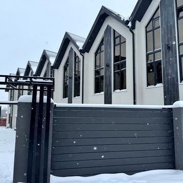 Володимира Сікевича вул., 16