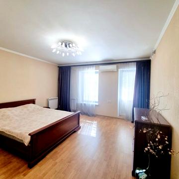 Торгова вул., 42