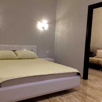 Генуезька вул., 5