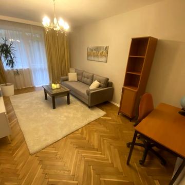 Дмитра Яворницького просп. (Карла Маркса), 30