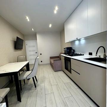 Співдружності вул., 5