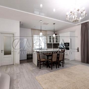 Вишнева вул., 18