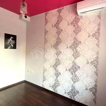 Мироносицька вул., 25