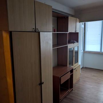 Романа Ратушного вул. (Волгоградська), 33