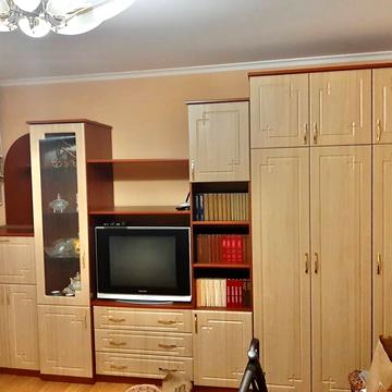 Варшавська вул., 56