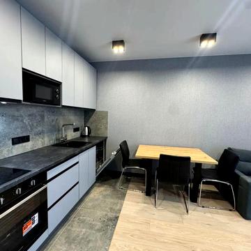 Салютна вул., 2к10