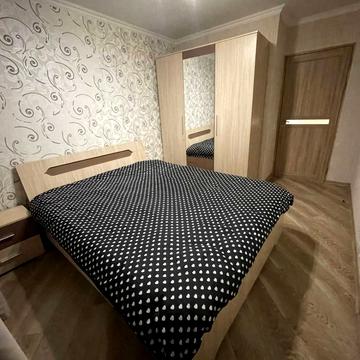 Головківська вул., 11