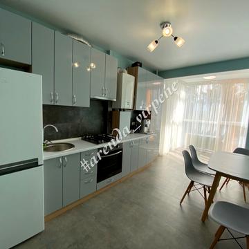 Прорізна вул., 15