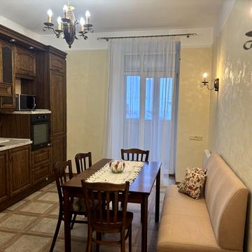 Почайнинська вул., 70