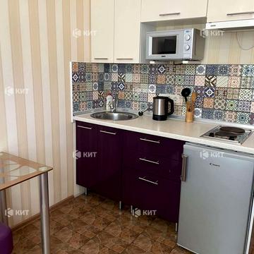 Миколаївська вул. (Короленка), 15