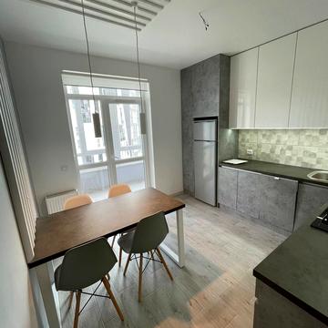 Володимира Янева вул., 29