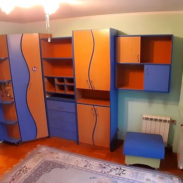 Святошинська площа, 1