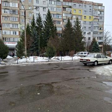 Івана Павла II вул. (Будівельників), 4