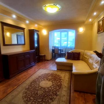 Авраама Лінкольна вул. (Димитрова), 1