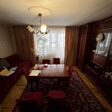 Георгія Гонгадзе просп. (Радянської України), 9