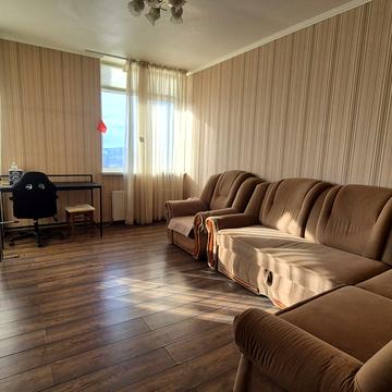 Торгова вул., 42