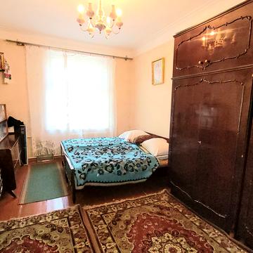 Фанатська вул., 13