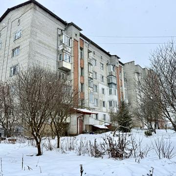 Андрея Шептицького вул., 5