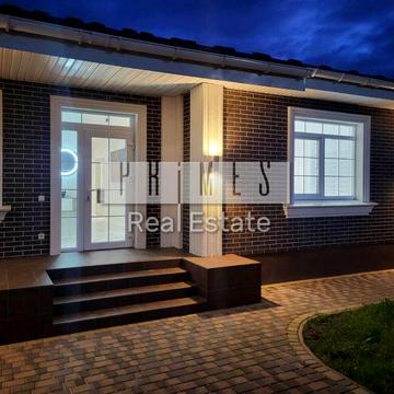 Центральна вул.