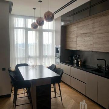 Каховська вул., 58