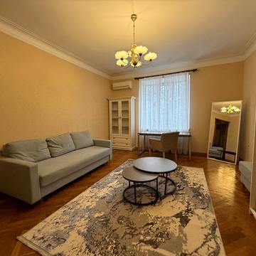 Лейпцизька вул., 2/37