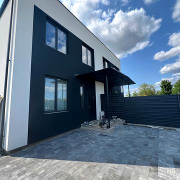 Михайла Величка вул., 1-А