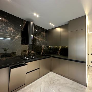 Приозерна вул., 38