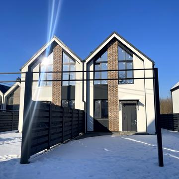 Найкраща вул. (Ломоносова), 33