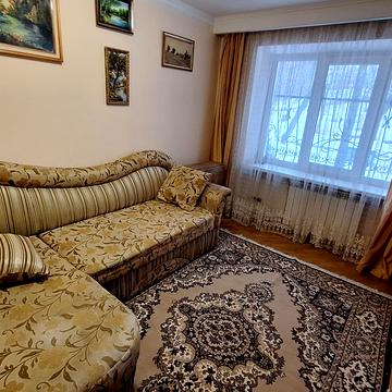 Личаківська вул. (), 90