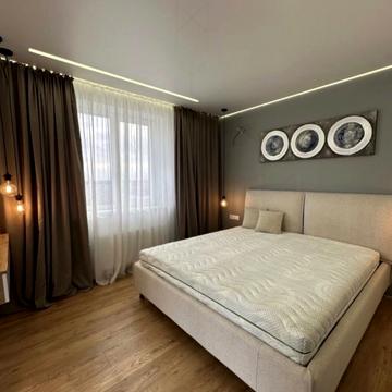 Домобудівельна вул., 7