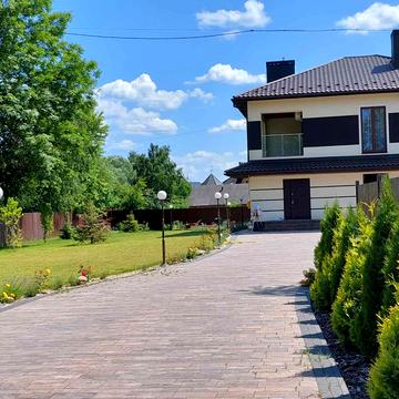 Лемківська вул., 16